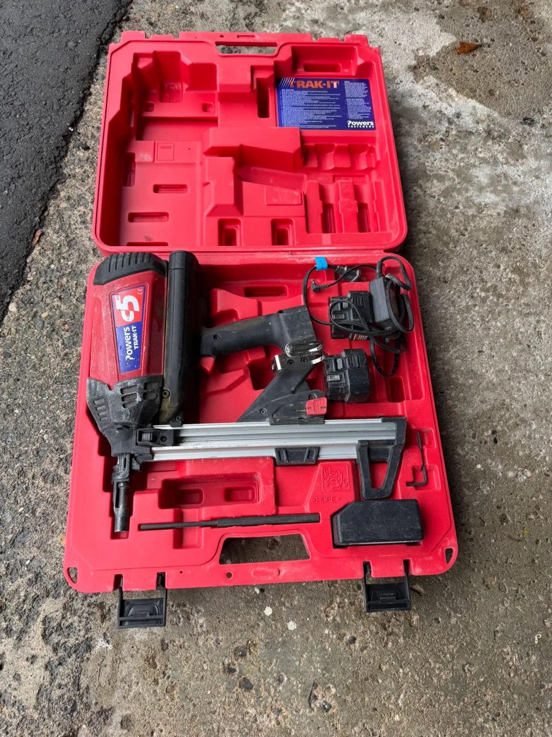 Powers Trak-It C5 Cordless Framing Nailer image indicator(3)