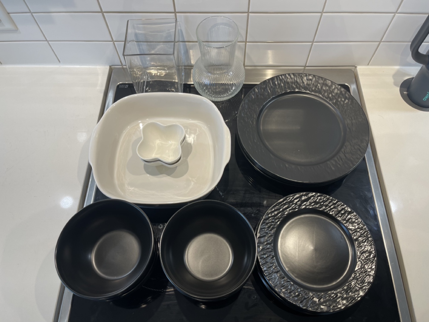 Assorted Ceramic Plates, Bowls, and Vases - photo 3