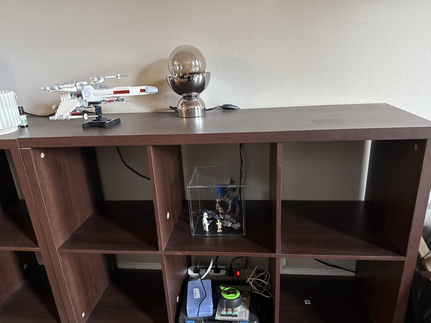 ClosetMaid 6-Cube Organizer - Dark Walnut