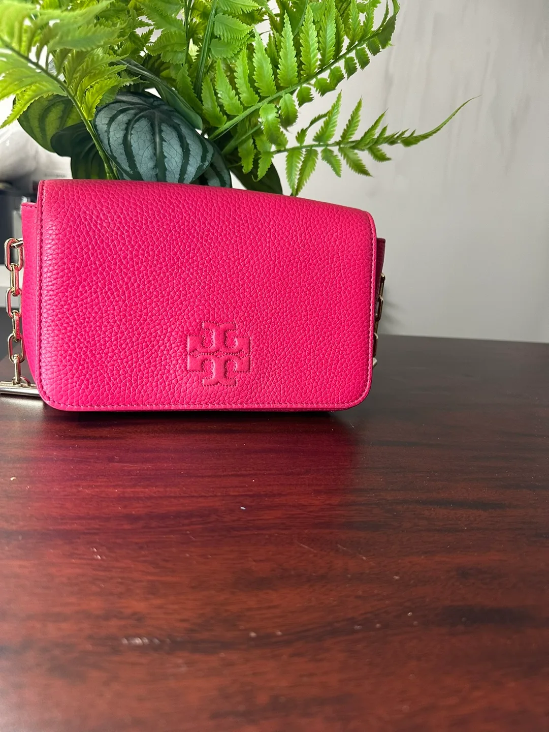 Tory Burch Pink Leather Crossbody Bag image indicator(2)