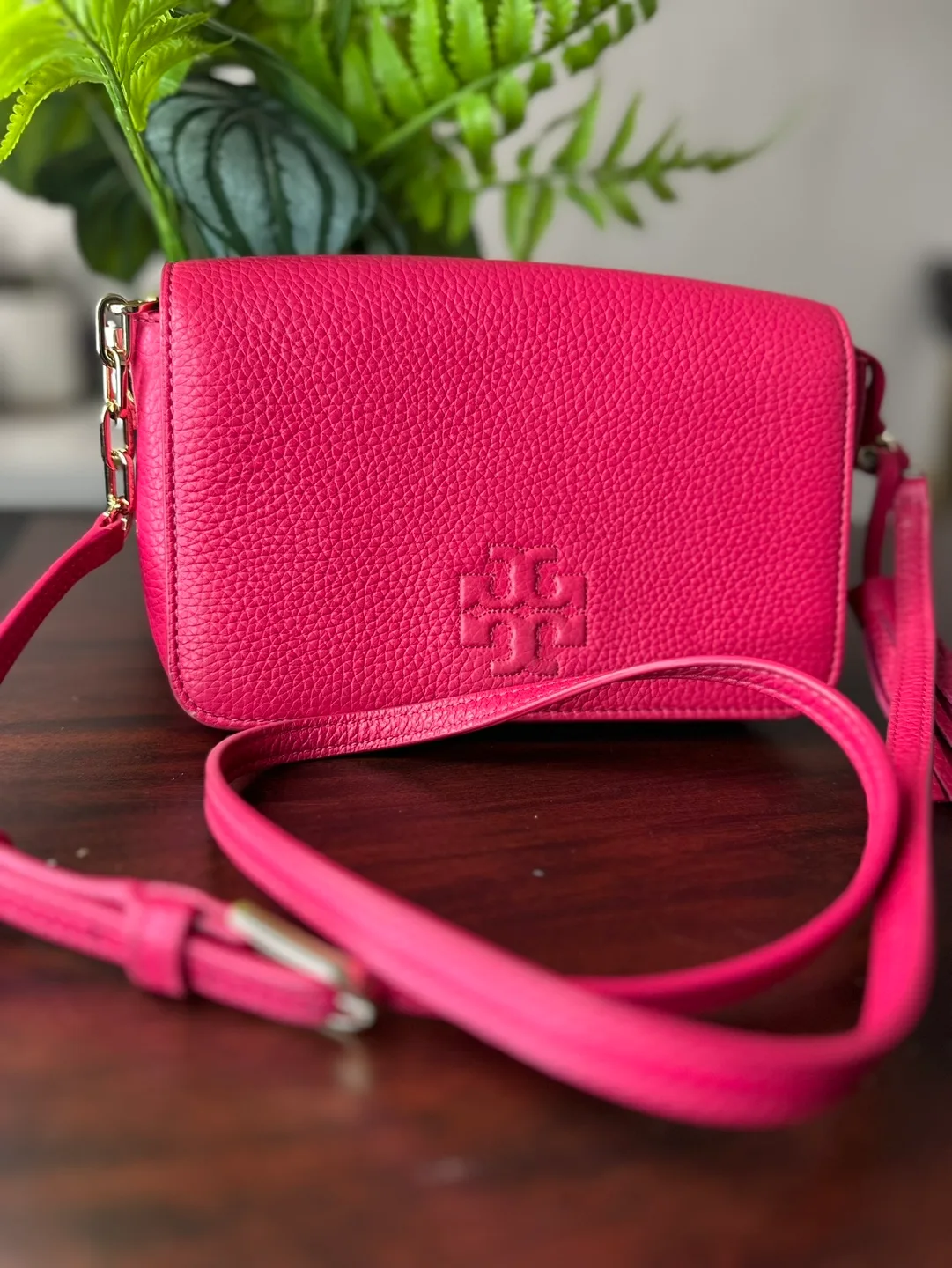 Tory Burch Pink Leather Crossbody Bag image indicator(3)
