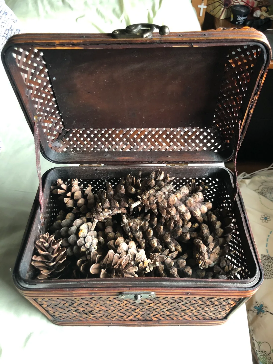 ASSORTED CHRISTMAS STUFF image indicator(5)