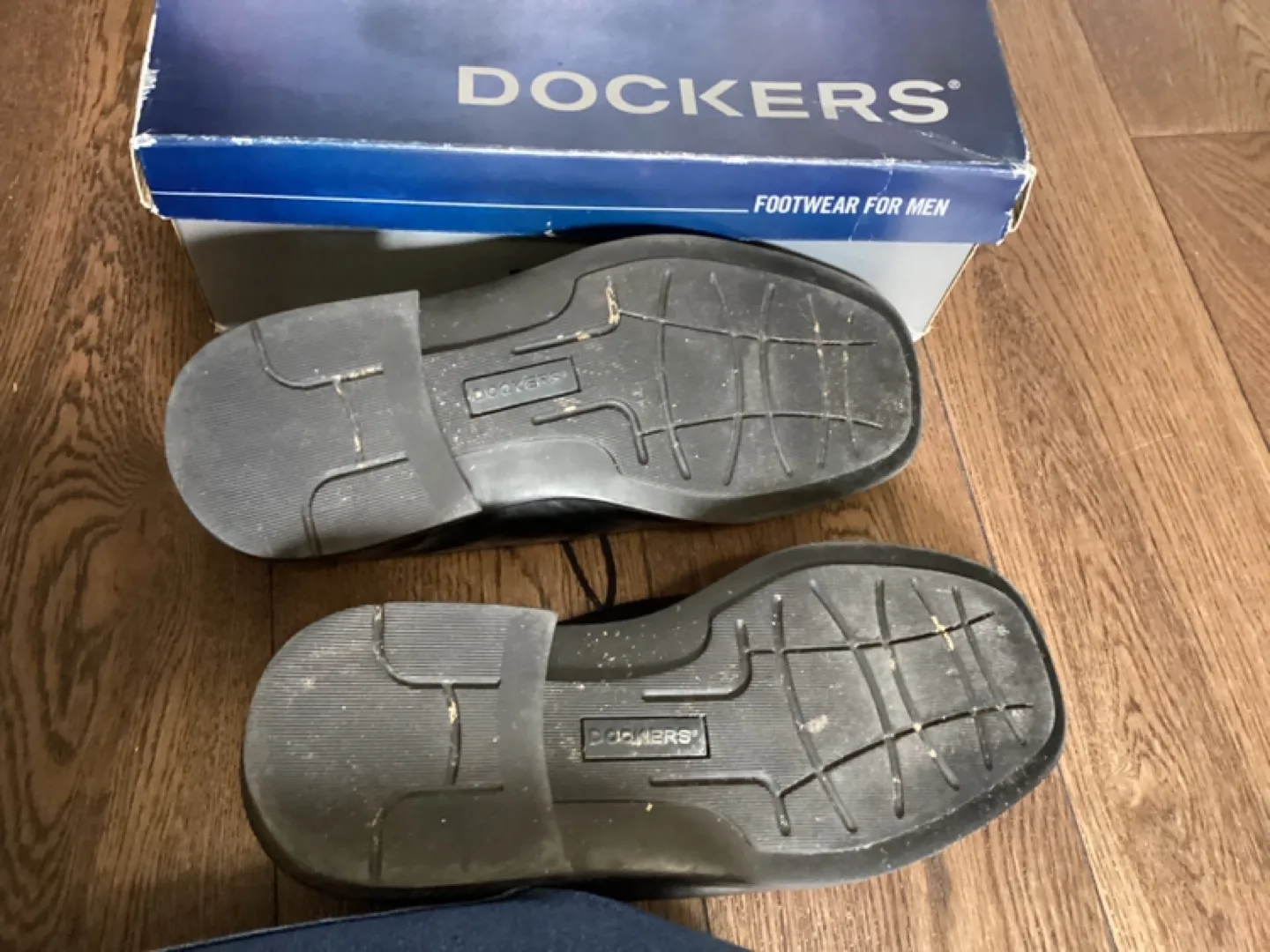 MENS DOCKERS LEATHER DRESS SHOES image indicator(3)