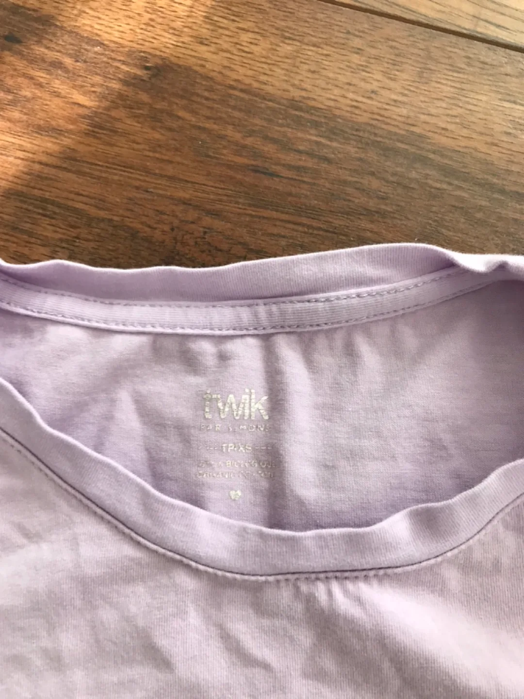 TWIK for Simons Lavender T-Shirt - Size XS image indicator(2)