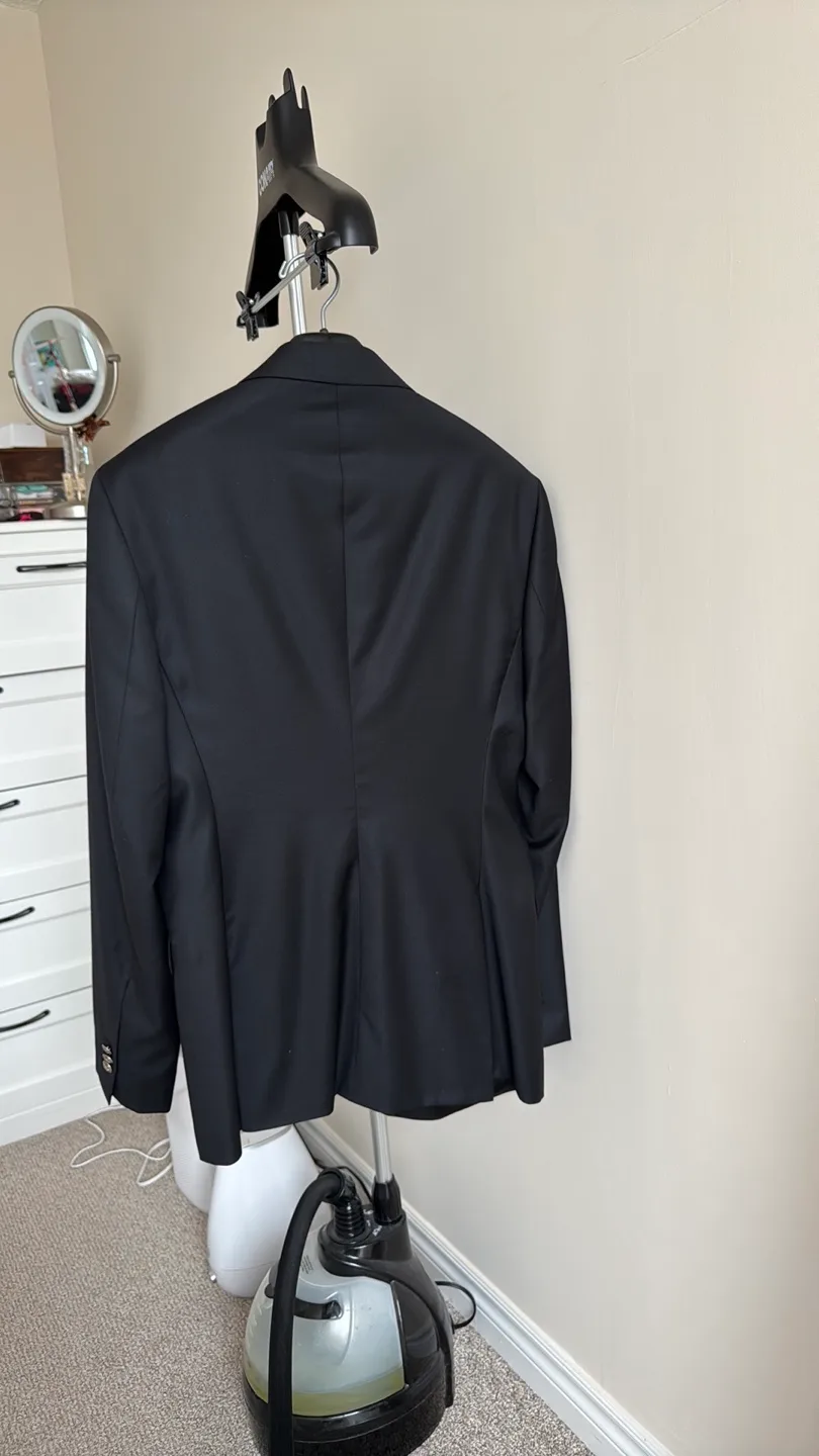 Men's Wool Navy Blazer- Size 54EU/44US image indicator(2)