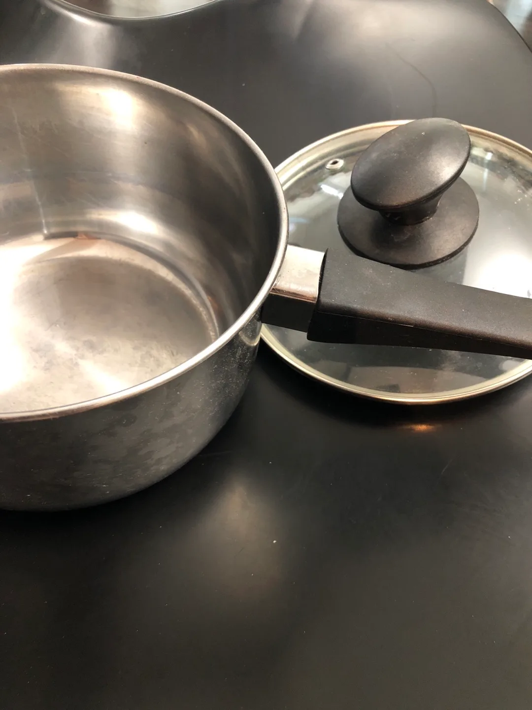 Stainless Steel Saucepan with Glass Lid 🥕💚 image indicator(3)