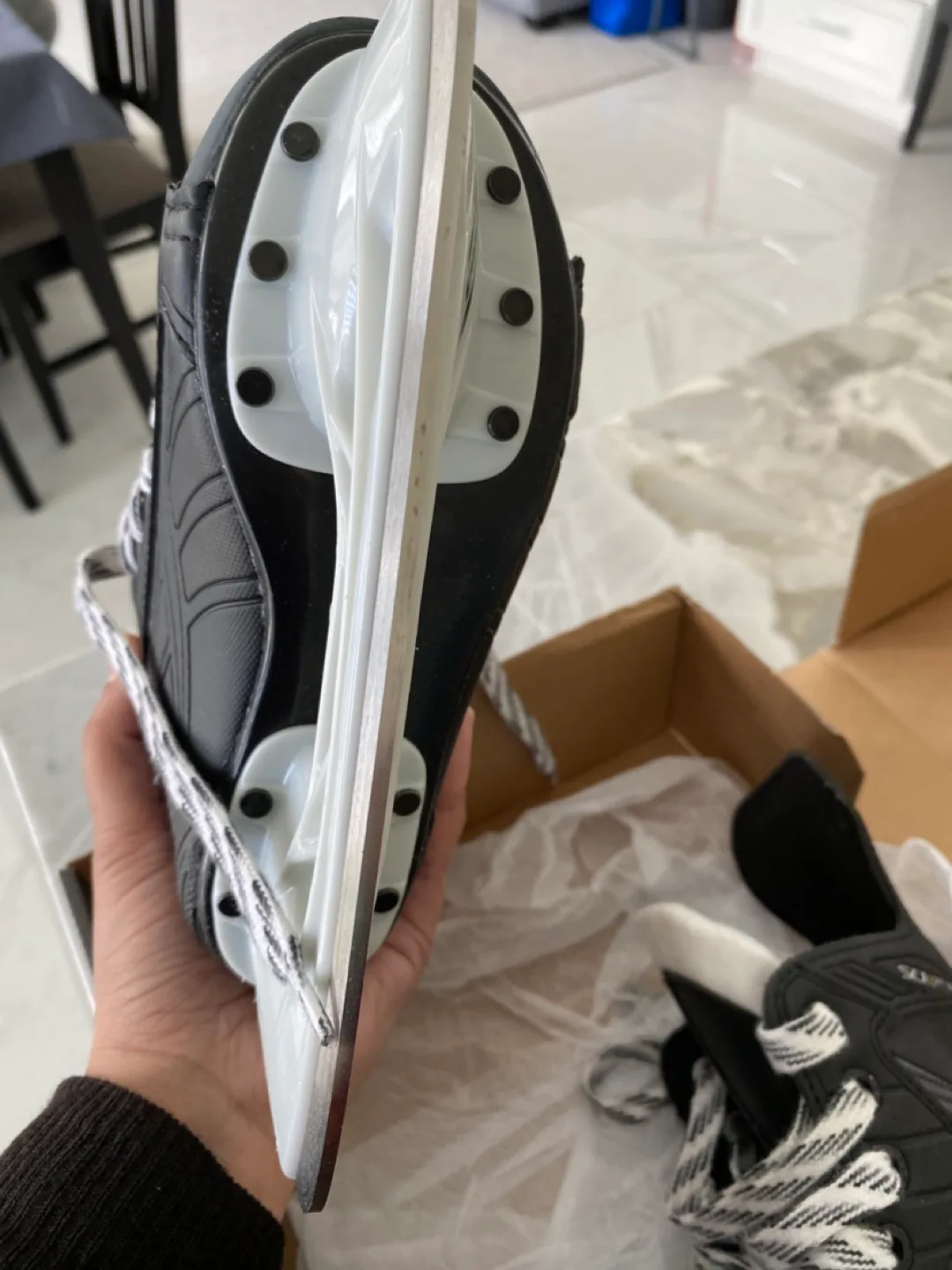 Reebok Size 12 Ice Hockey Skates image indicator(2)