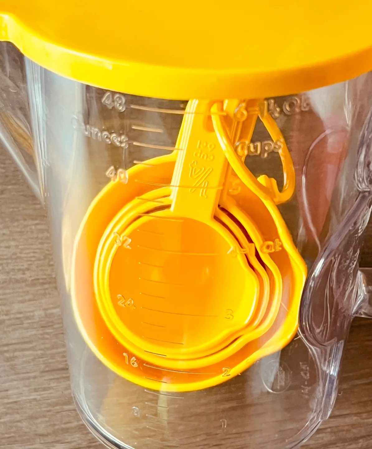 Yellow Measuring Jug with Nested Measuring Cups image indicator(2)