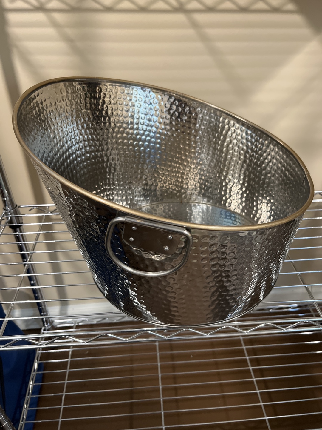 Large Metal Hammered Tub/ ice bucket - photo 2