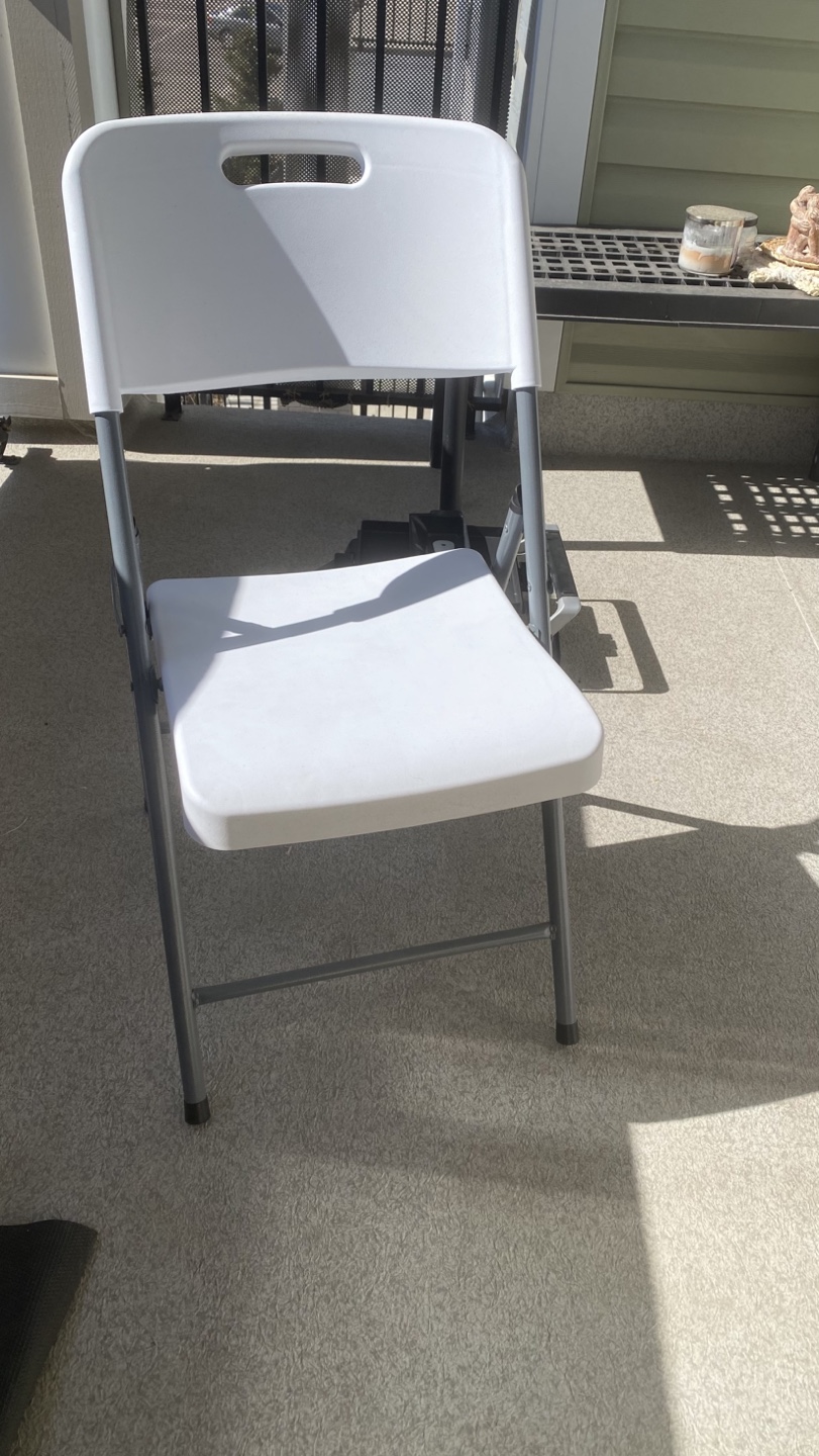 Set of four White Folding Chairs