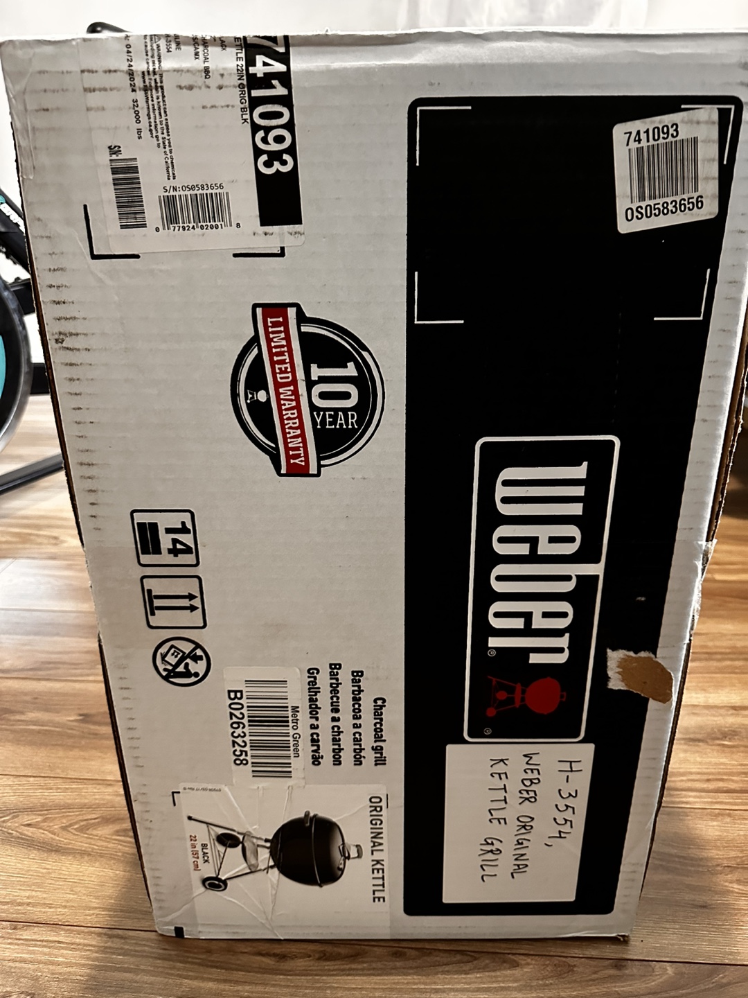 Weber Original Kettle 22-inch Charcoal Grill - New in Box - photo 3