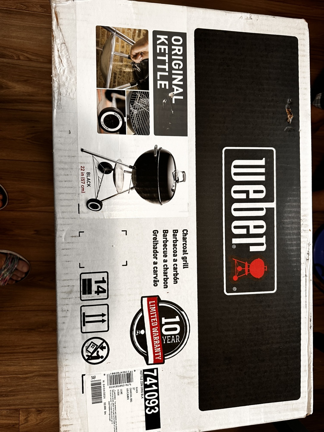 Weber Original Kettle 22-inch Charcoal Grill - New in Box - photo 2