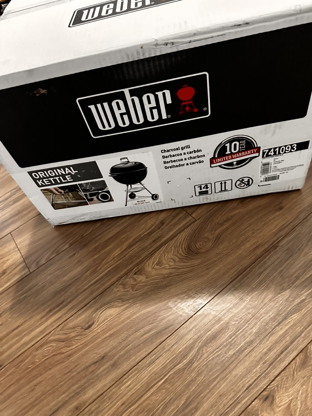 Weber Original Kettle 22-inch Charcoal Grill - New in Box - photo 5
