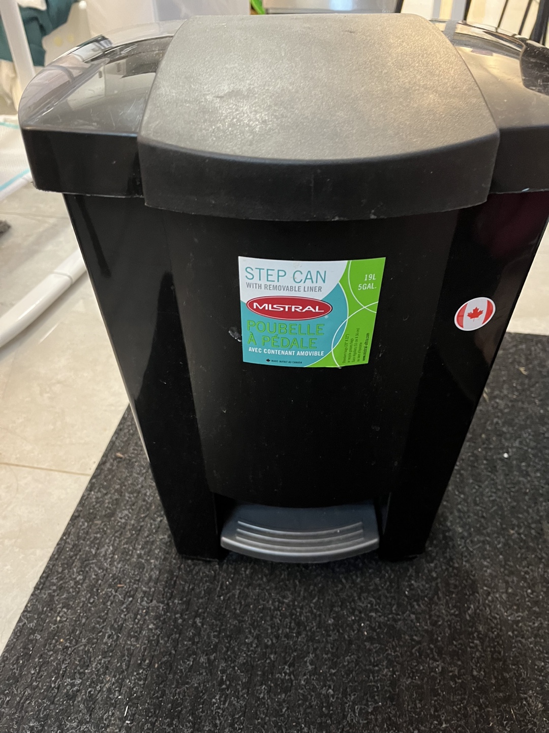 Mistral 5-Gallon Step Can
