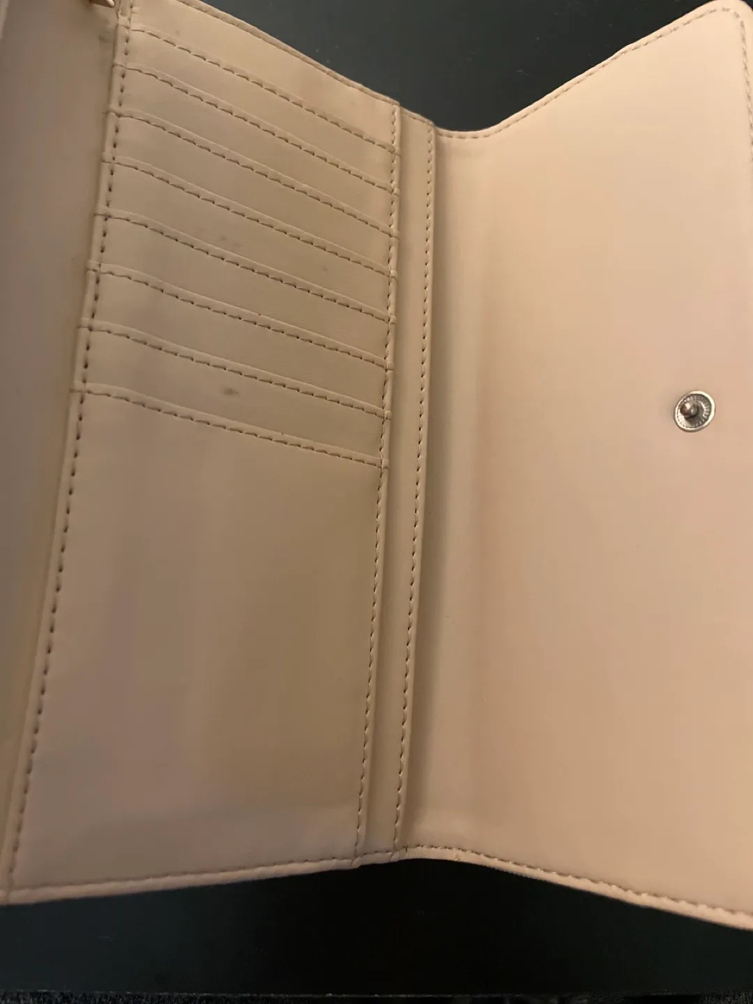 Guess Women's Bi-Fold Wallet image indicator(3)