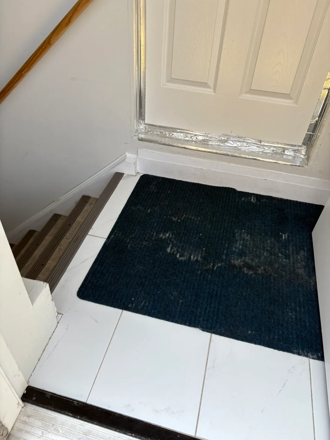 Basement Apartment Rental image indicator(2)