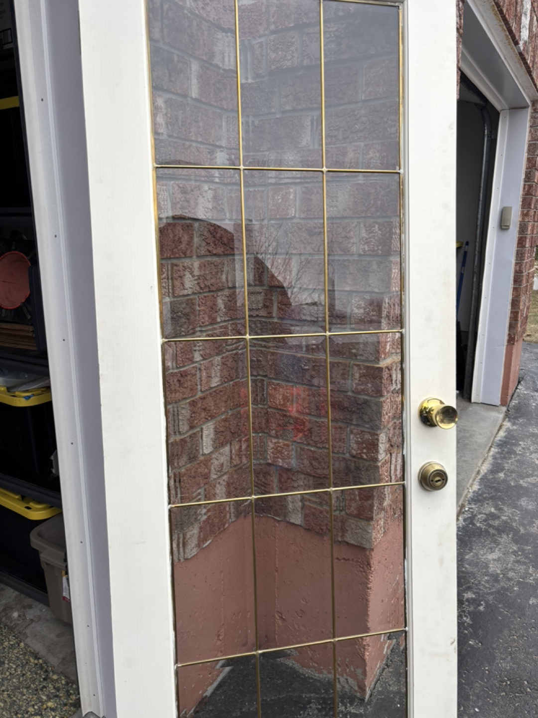 Wood door with glass insert - photo 3