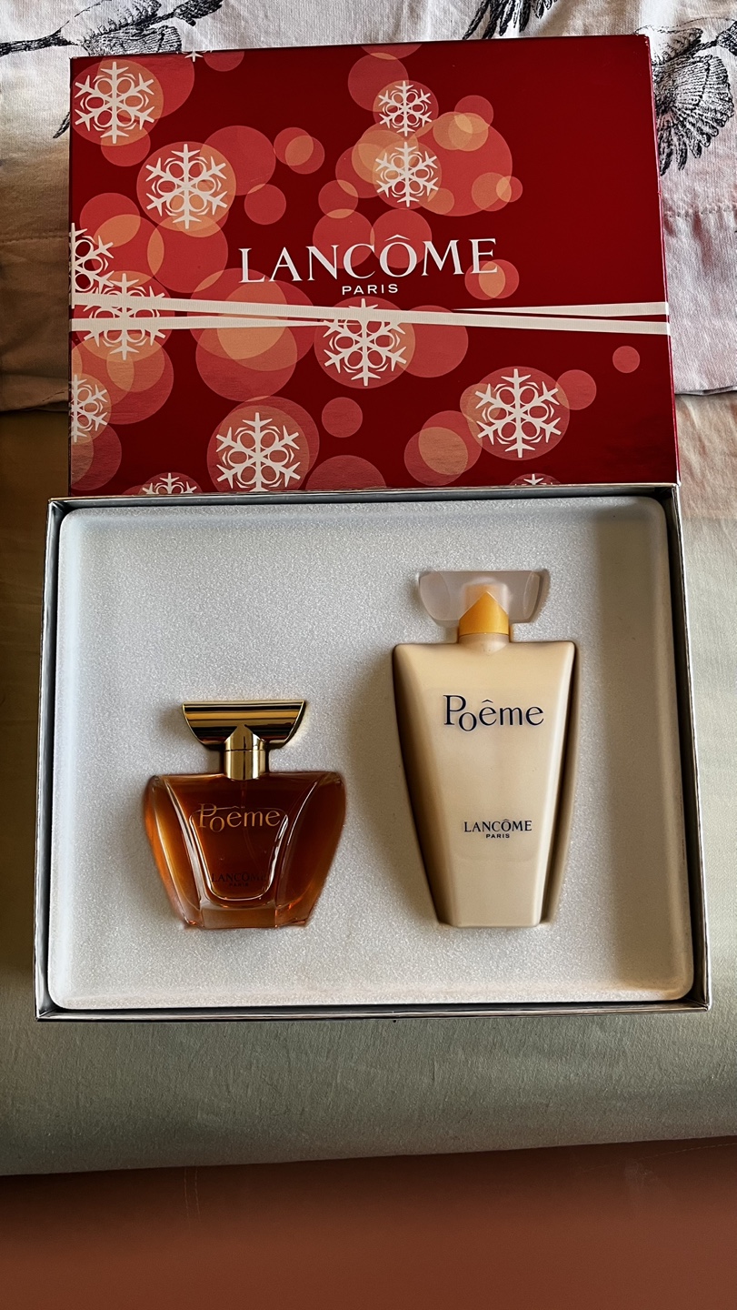 Lancôme Poeme Perfume and Body Lotion Gift Set - BRAND NEW - photo 2
