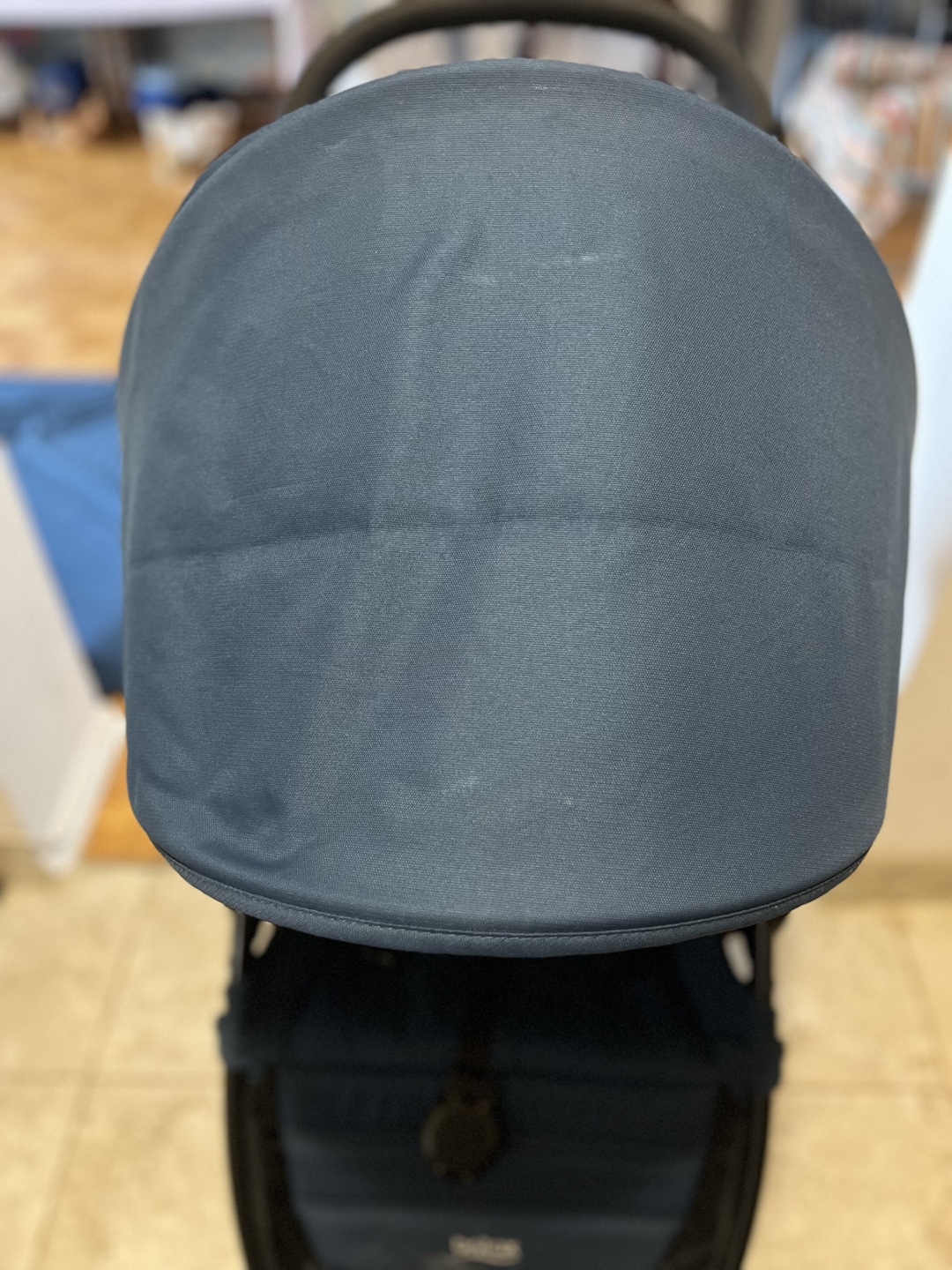 Britax stroller with extra large canopy - photo 2