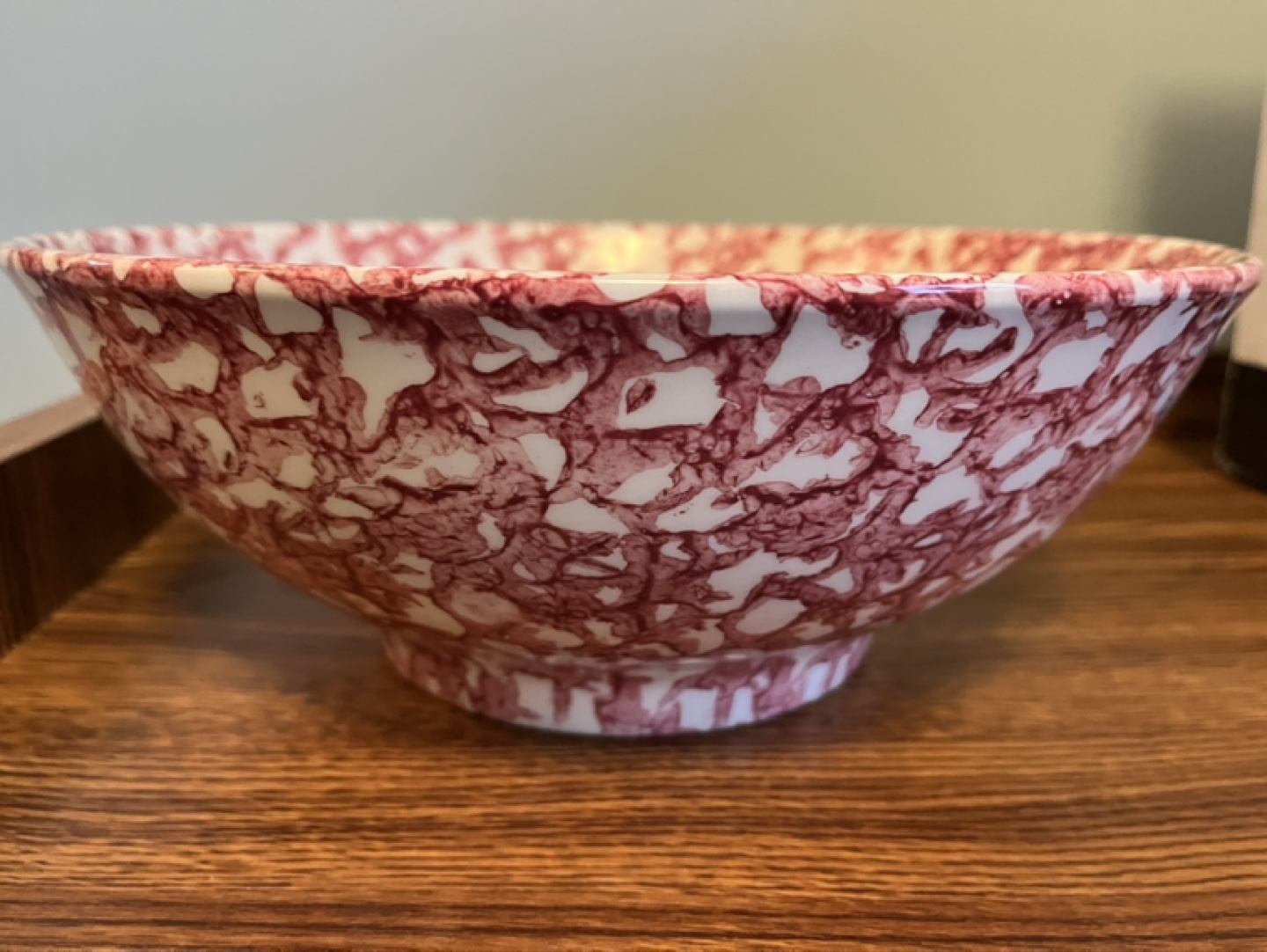 Large patterned serving or popcorn Bowl