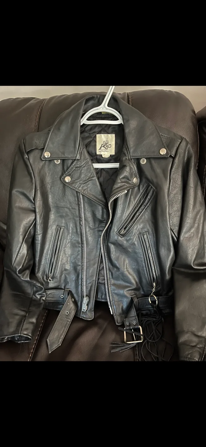 Leather jacket, picture glows in the dark image indicator(2)