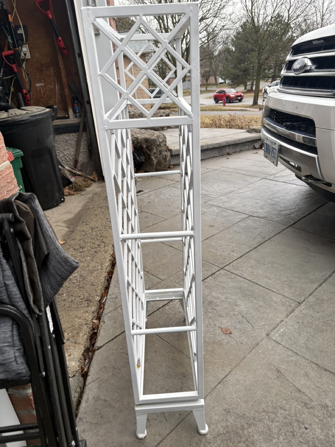 White Metal Wine Rack - photo 2