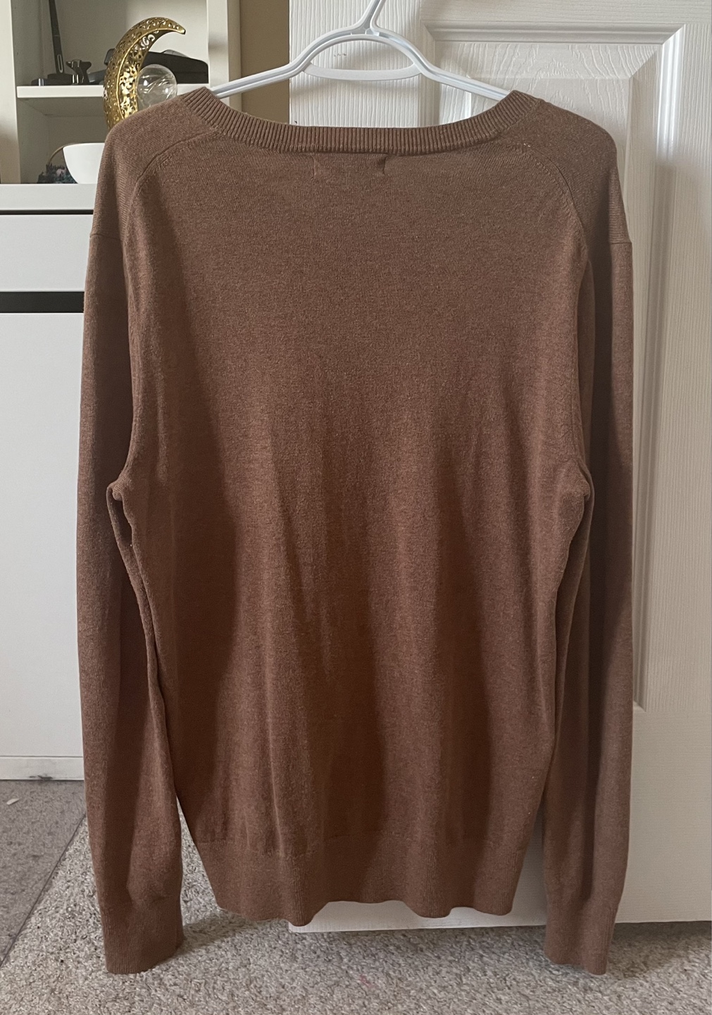 Banana Republic’s V-Neck Sweatshirt - photo 2
