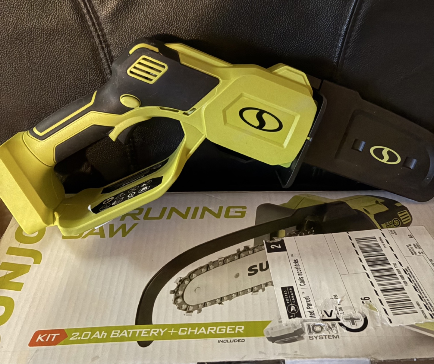 Sun Joe Cordless 5" Pruning Saw Kit - photo 2