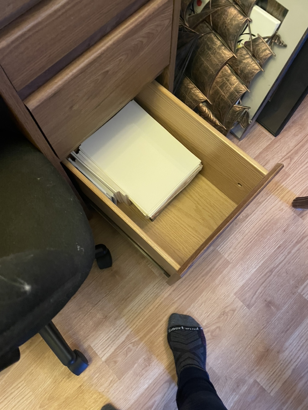 Computer Desk and Chair - photo 4