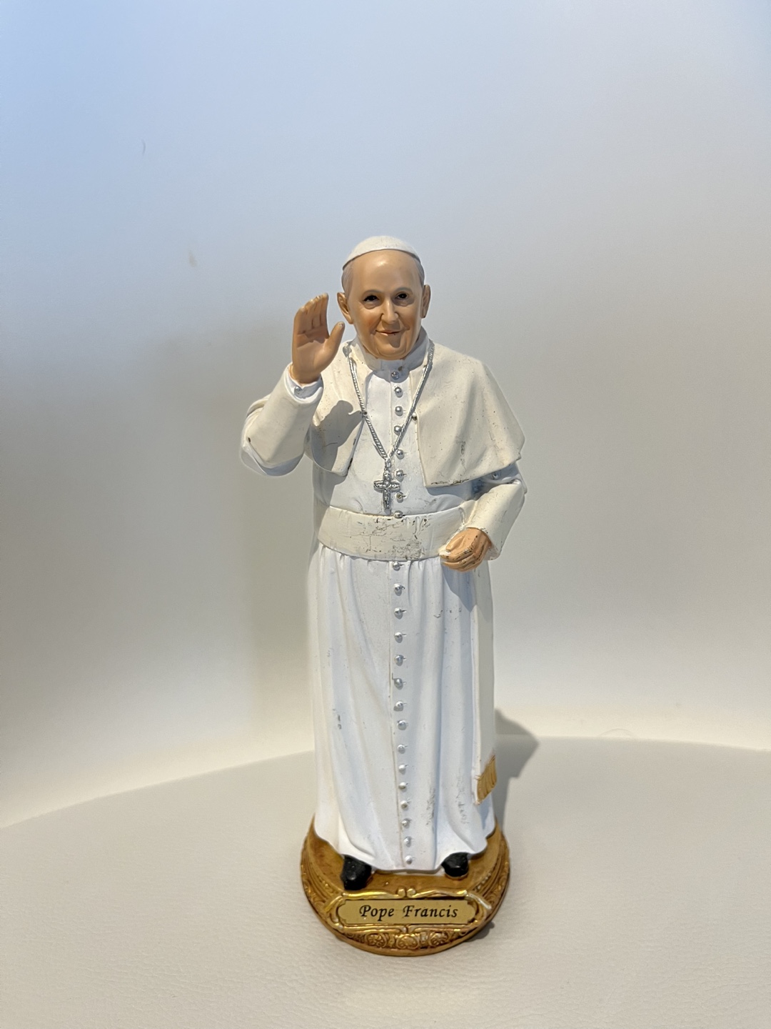 Pope Francis Figurine – Religious Collectible - photo 3