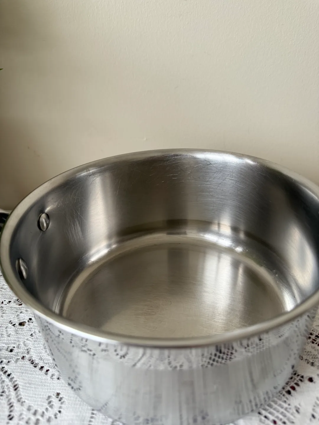 💚T-fal Stainless Steel Saucepan: Good quality & condition image indicator(4)