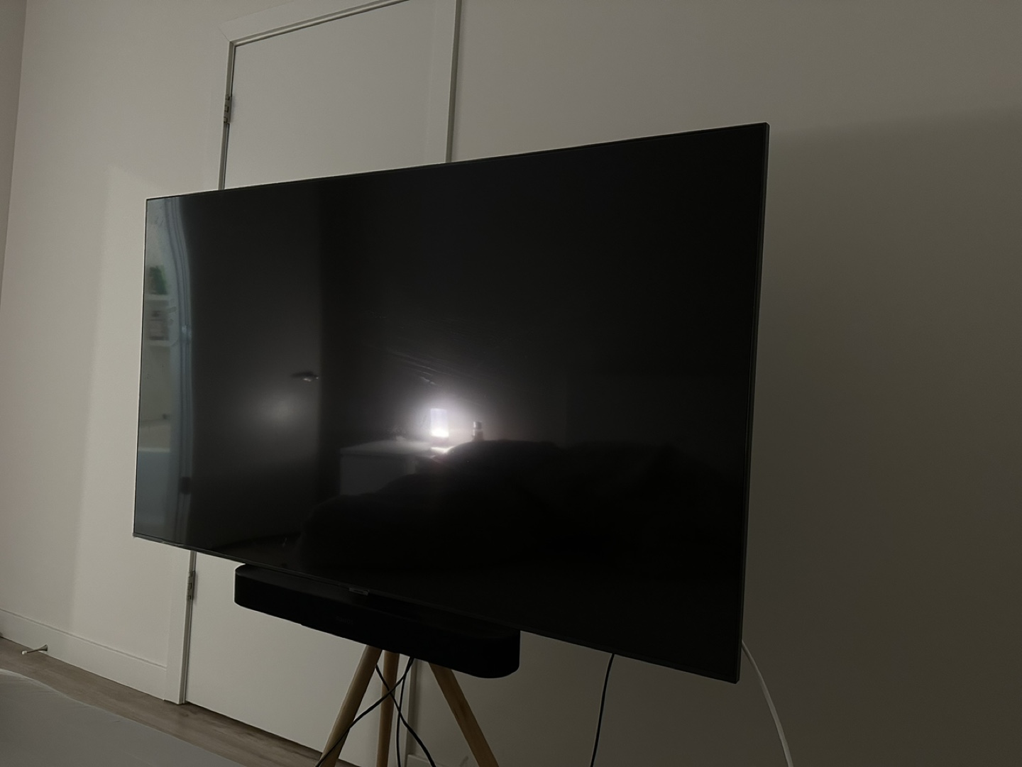 Samsung 65" Smart TV with Stand - photo 2