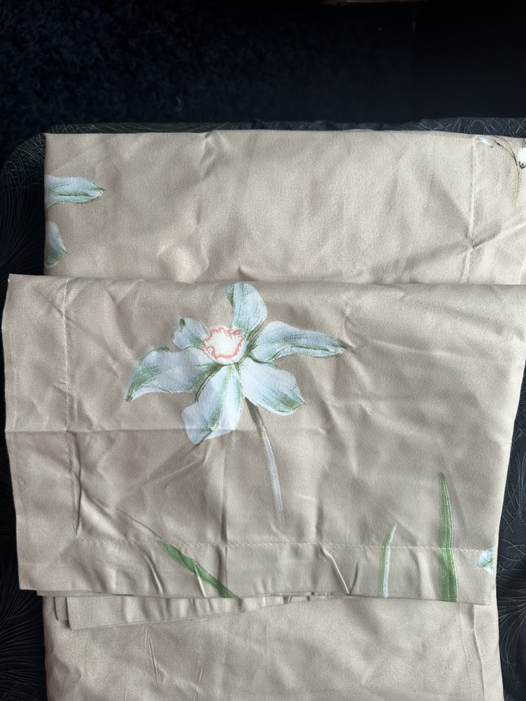 Beige Floral cotton bedsheet with 2 pillowcases Cover Set - photo 2