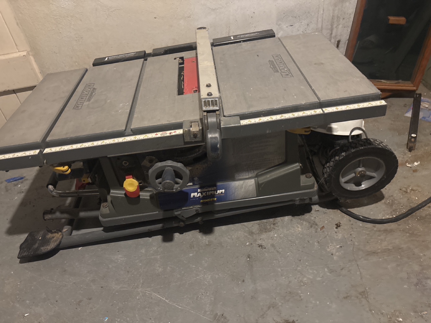 Mastercraft Maximum 10-inch Table Saw - photo 2