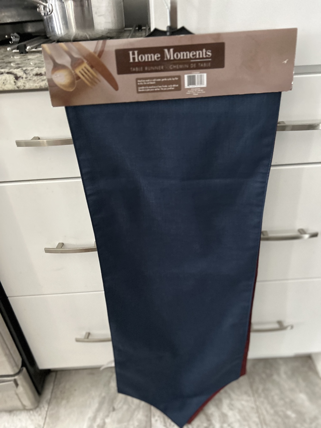 Reversible Table Runner - photo 3