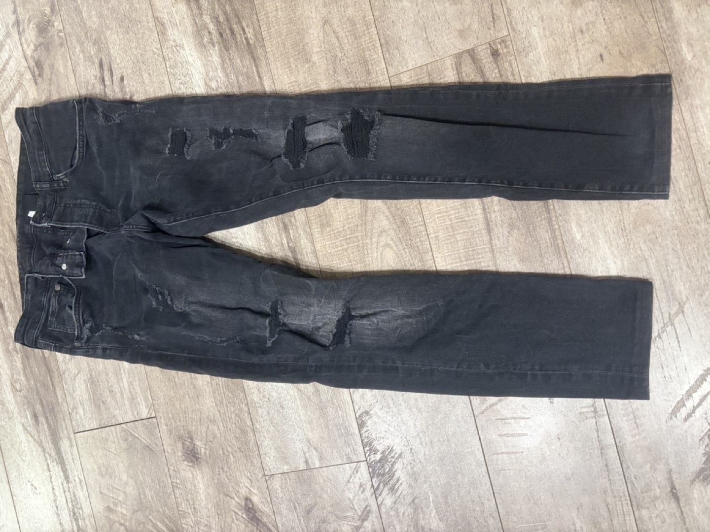 H&M Black Distressed Skinny Low Waist Jeans - Size 32/32