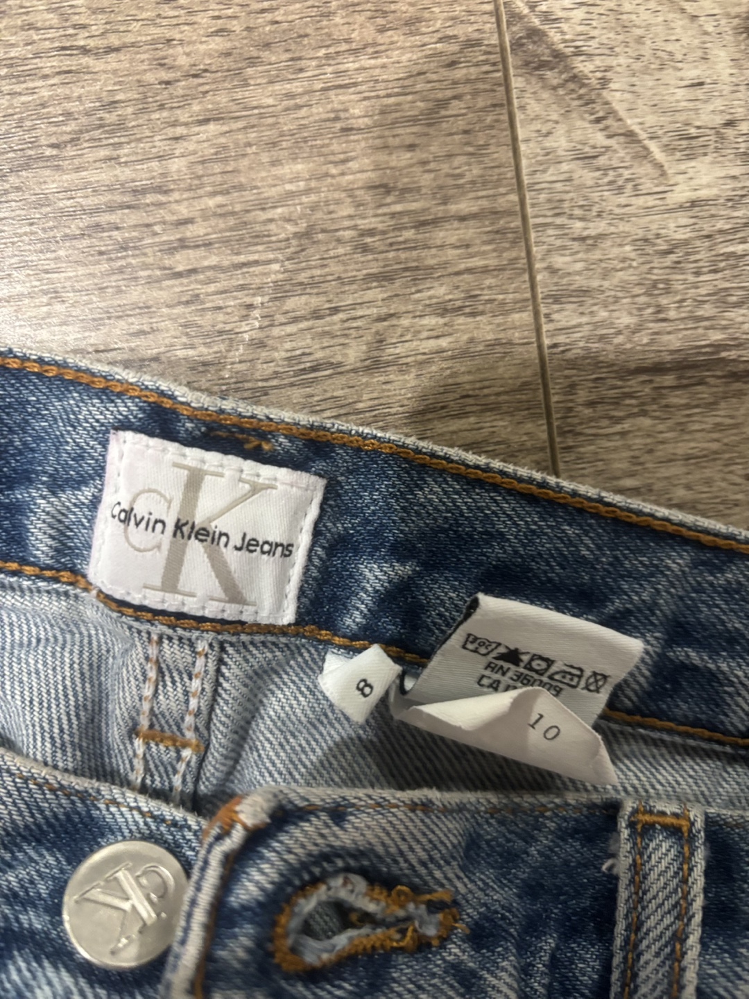 Calvin Klein Jeans Size 10 - photo 2