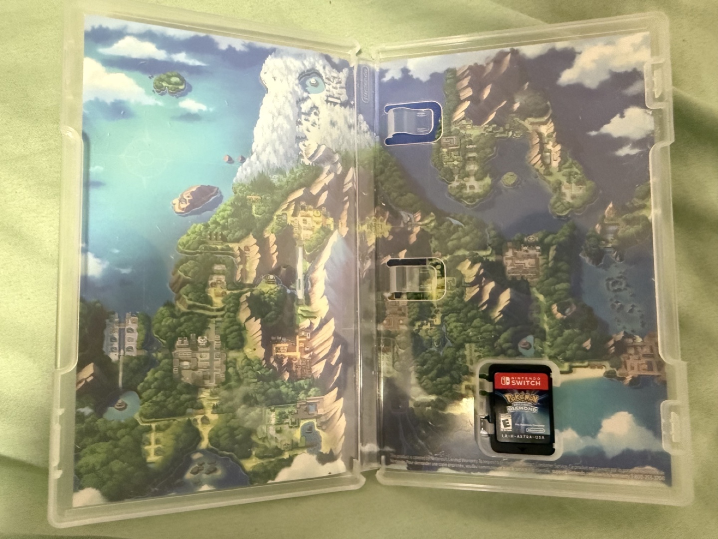 Pokémon Brilliant Diamond Nintendo Switch Game - photo 2