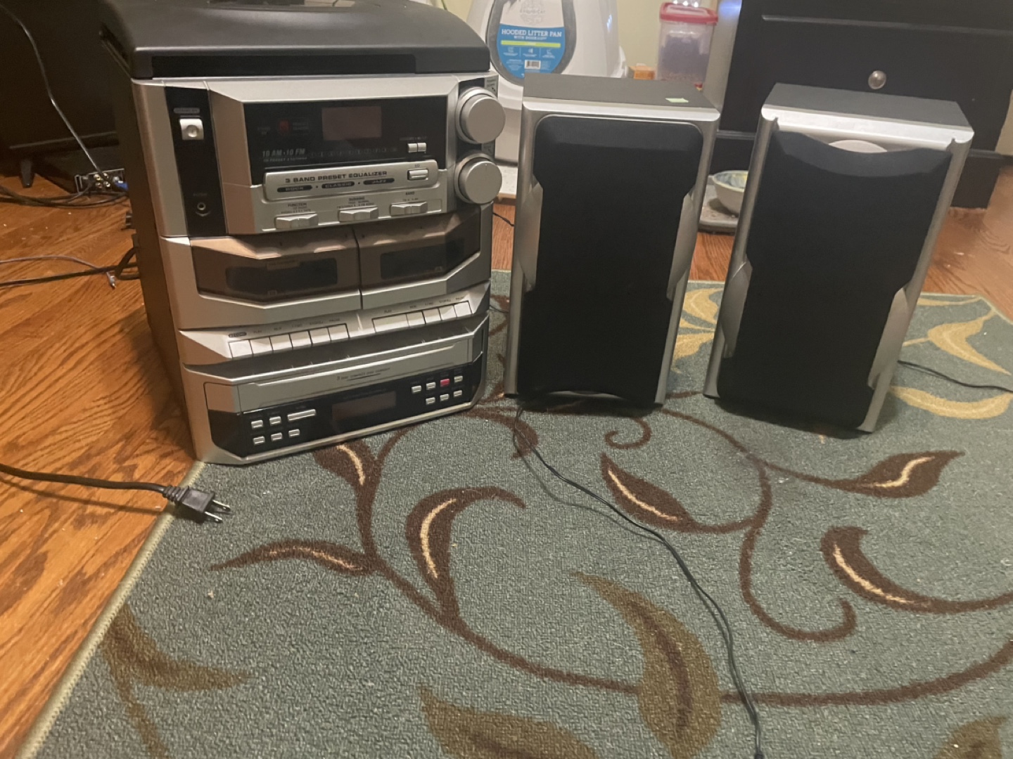 Vintage Stereo System and Speakers - photo 2
