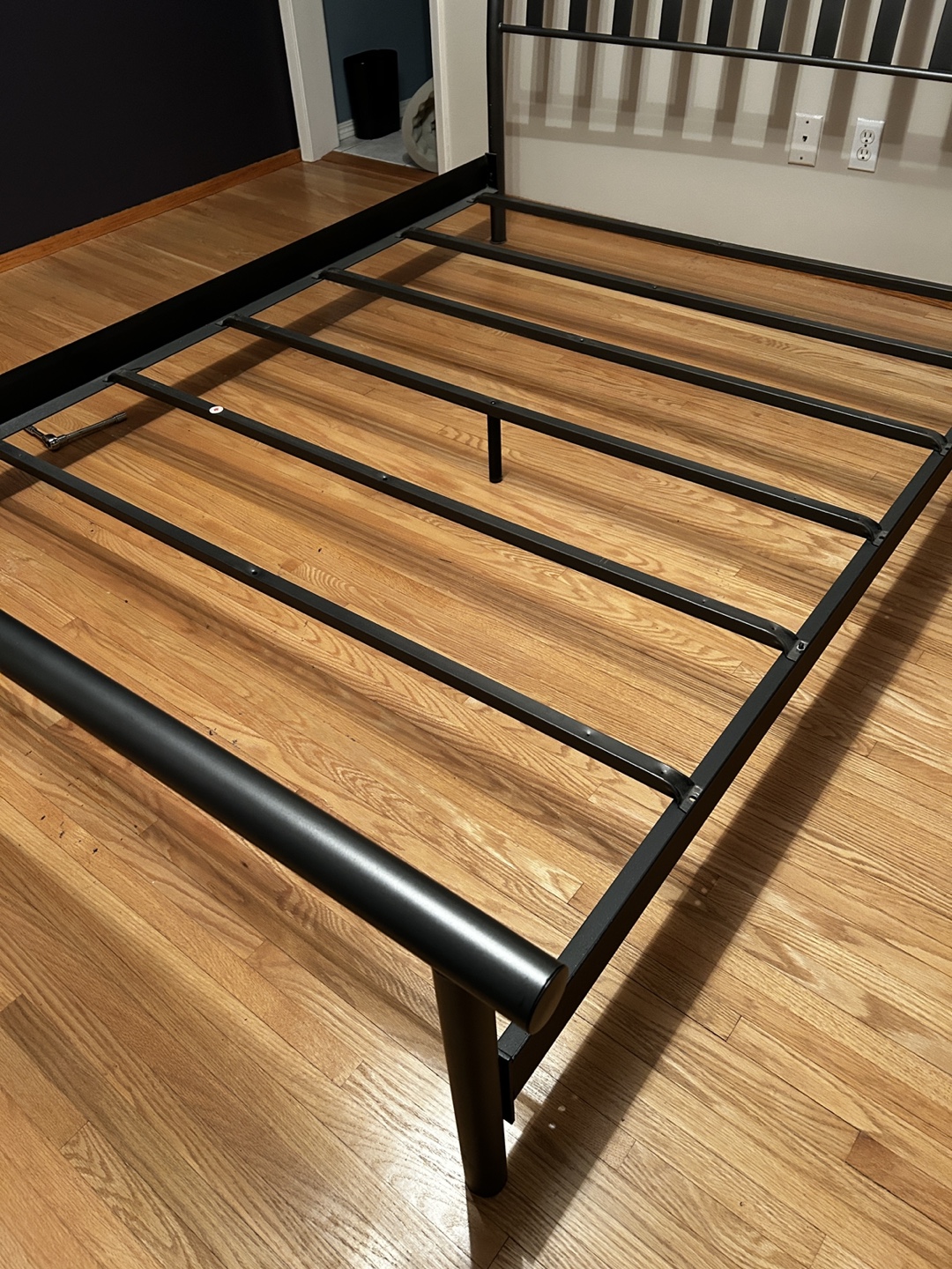 Queen Bed Frame - photo 4