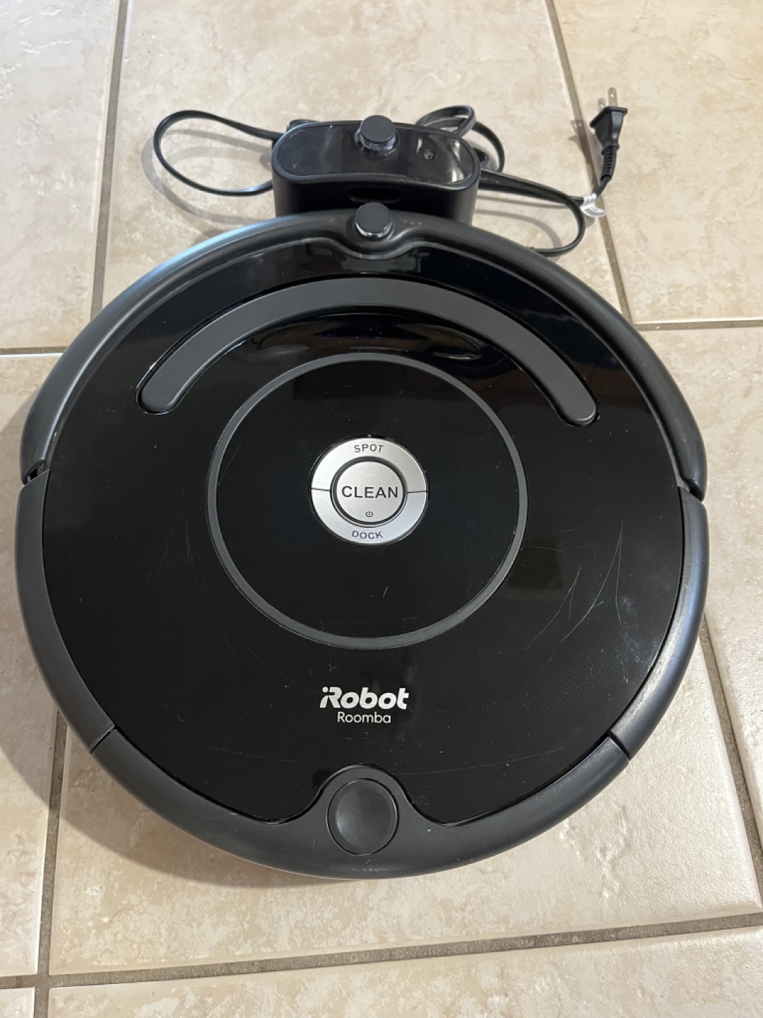 iRobot Roomba Vacuum model 675