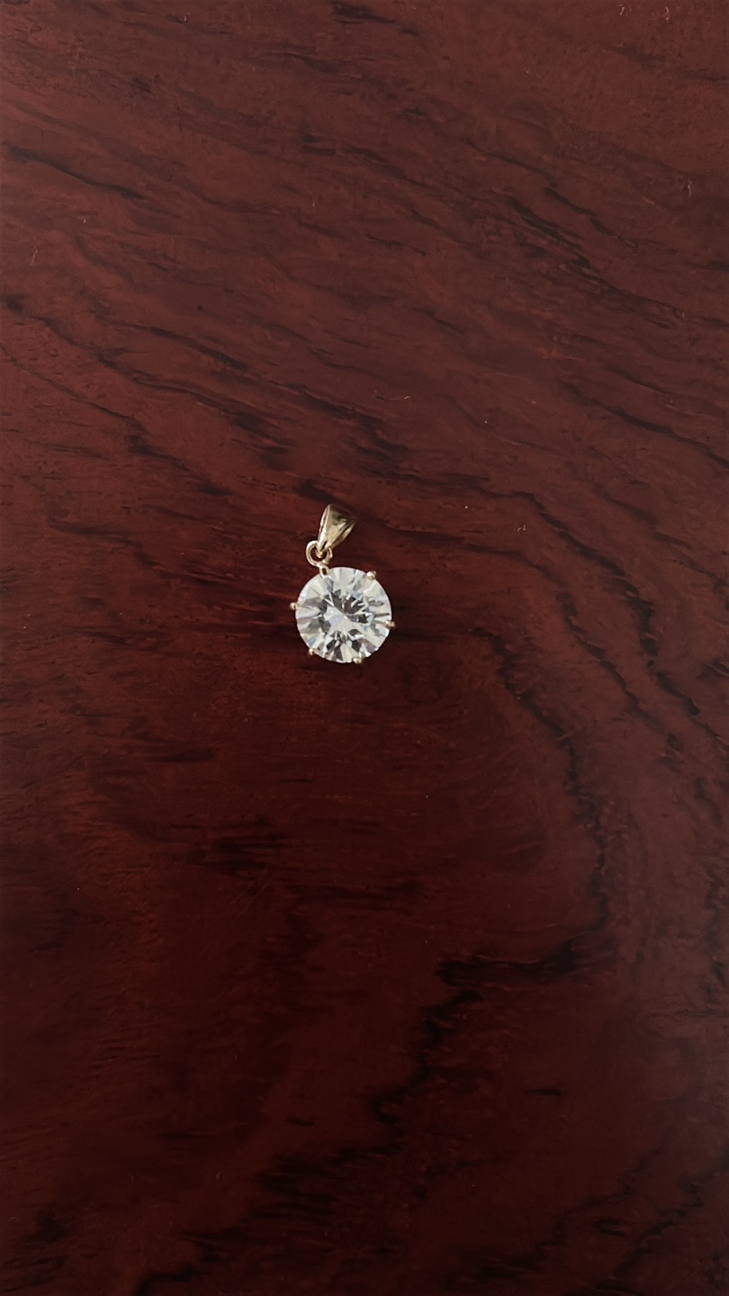 Elegant Solitaire Pendant
