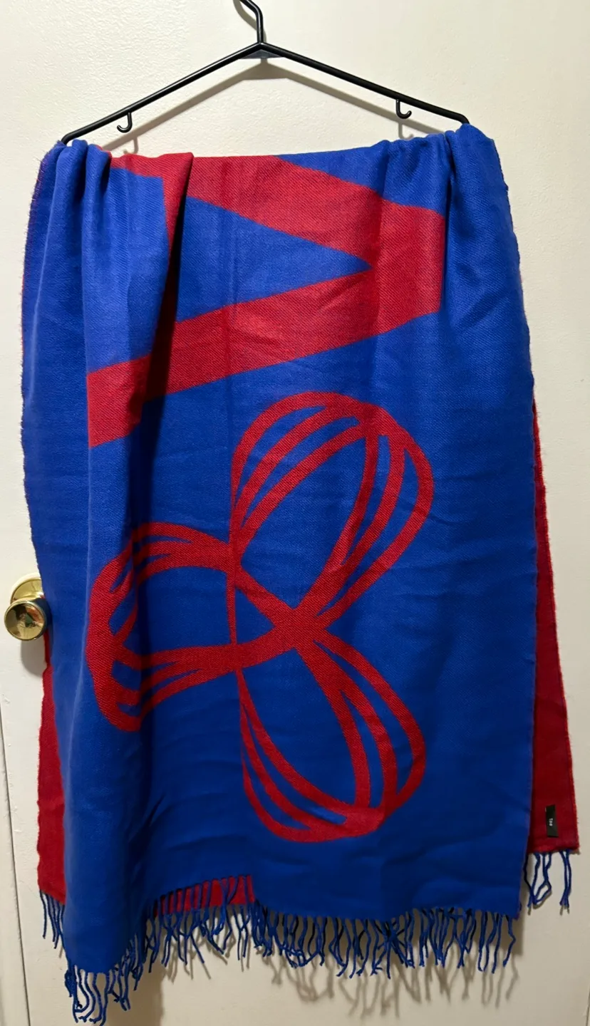 TNA Oversized Reversible Scarf - Blue and Red image indicator(2)