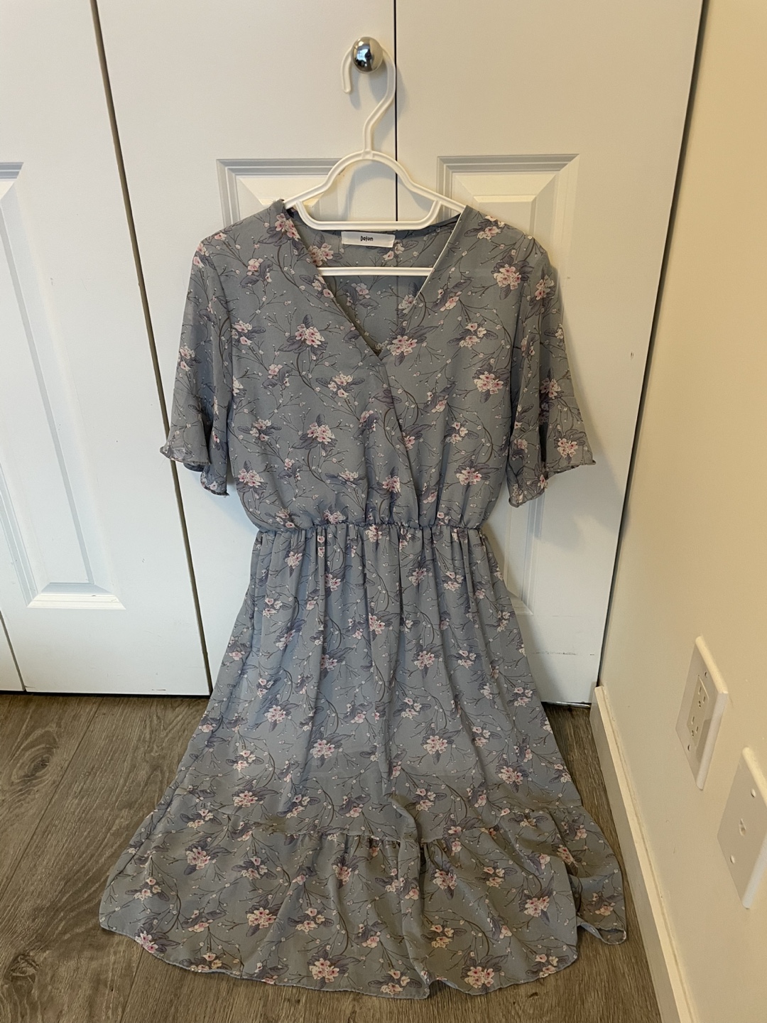 Women's Clothes, All for $10 - photo 4