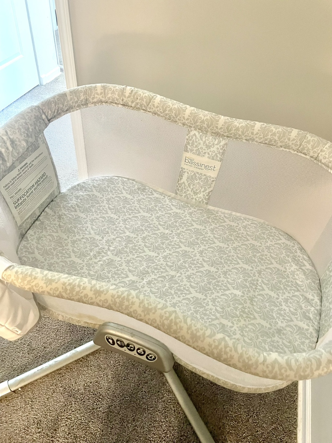 Halo Swivel Bassinet - photo 3