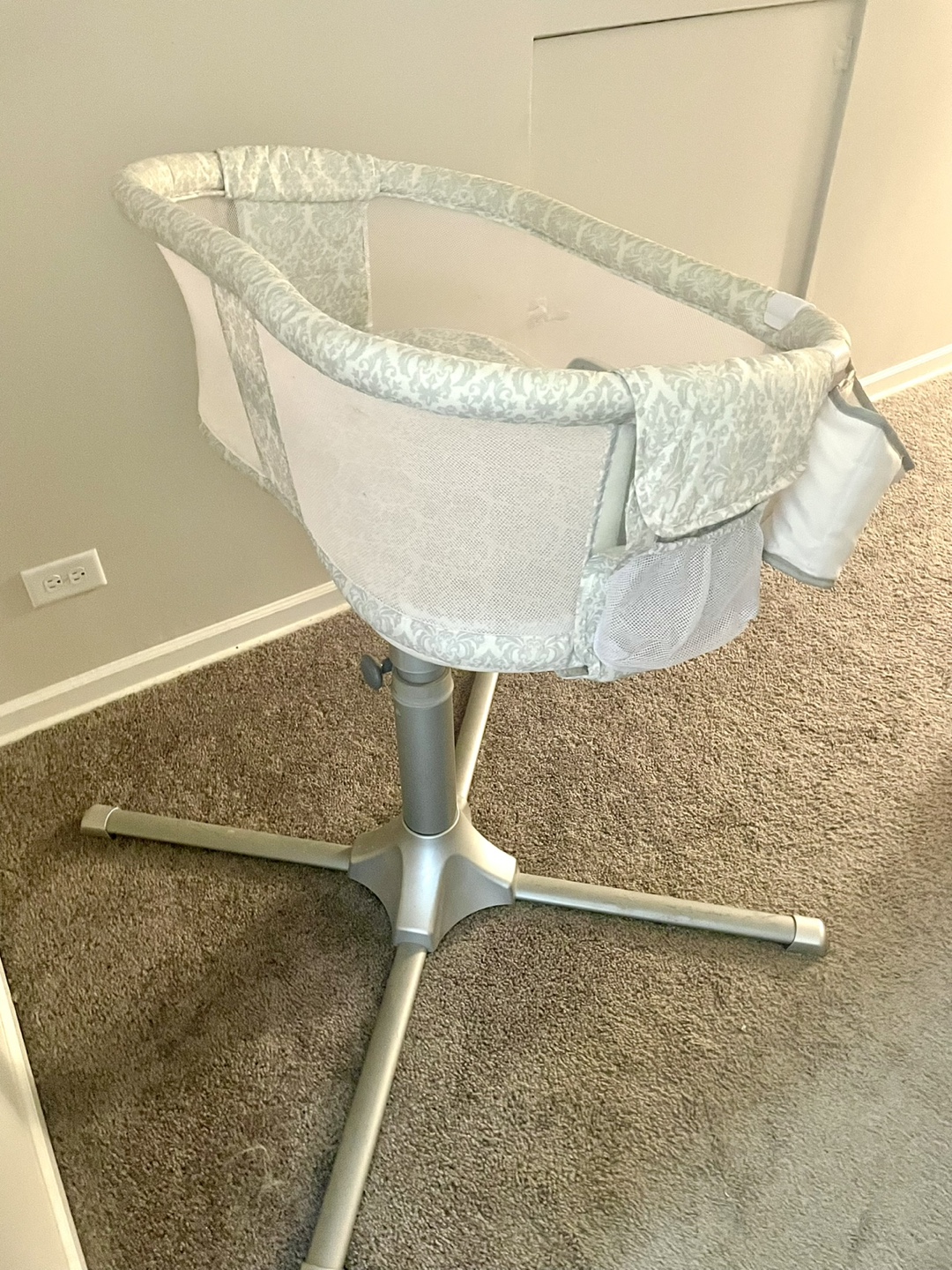 Halo Swivel Bassinet - photo 2