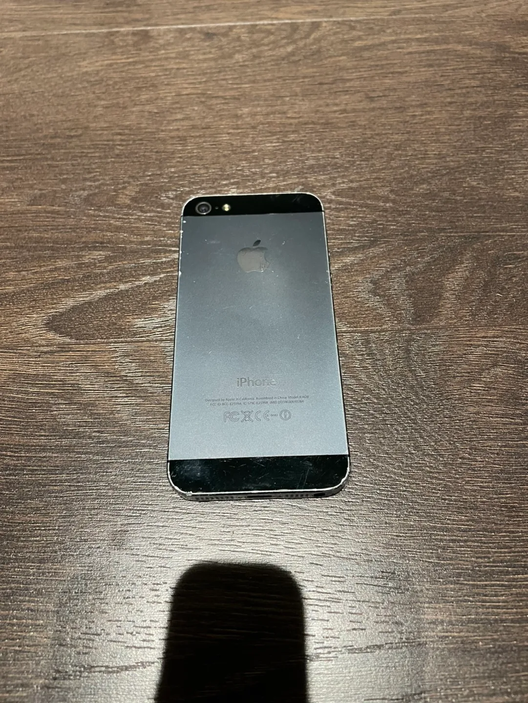 iPhone 5 - Pre-owned Smartphone with Box image indicator(4)