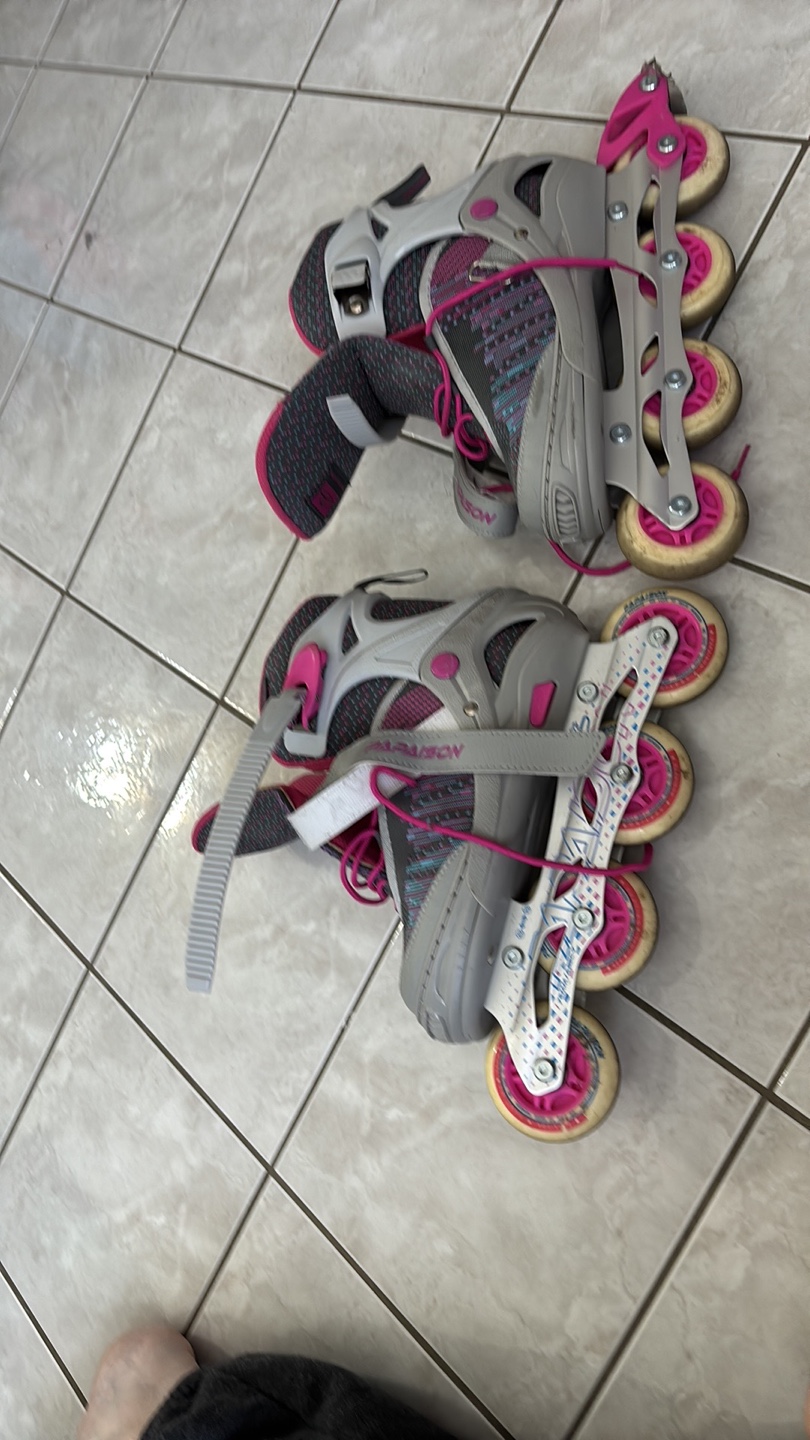Razor Inline Skates Size 6-9 Women's - photo 4