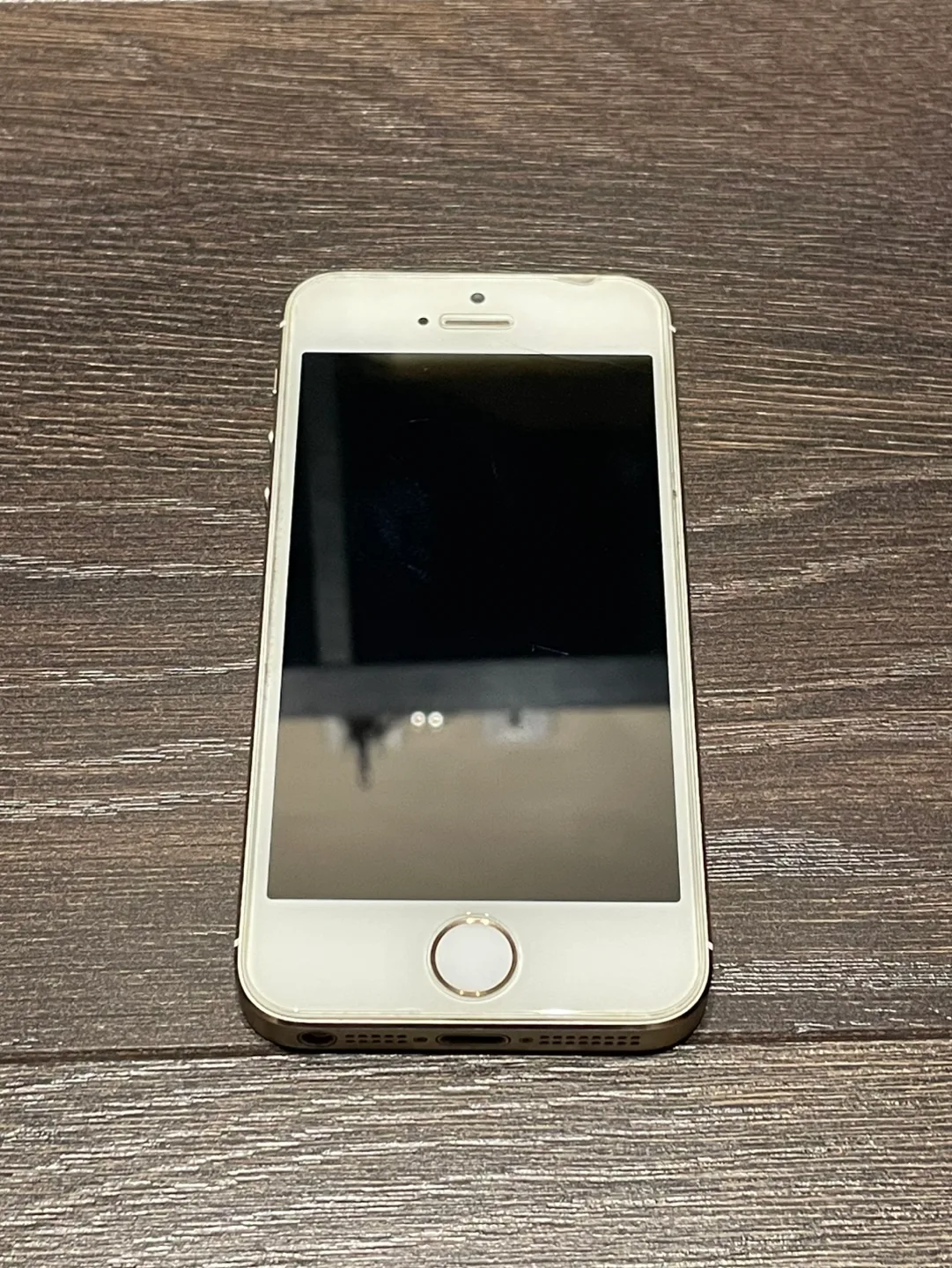 iPhone 5s Gold 16GB image indicator(3)