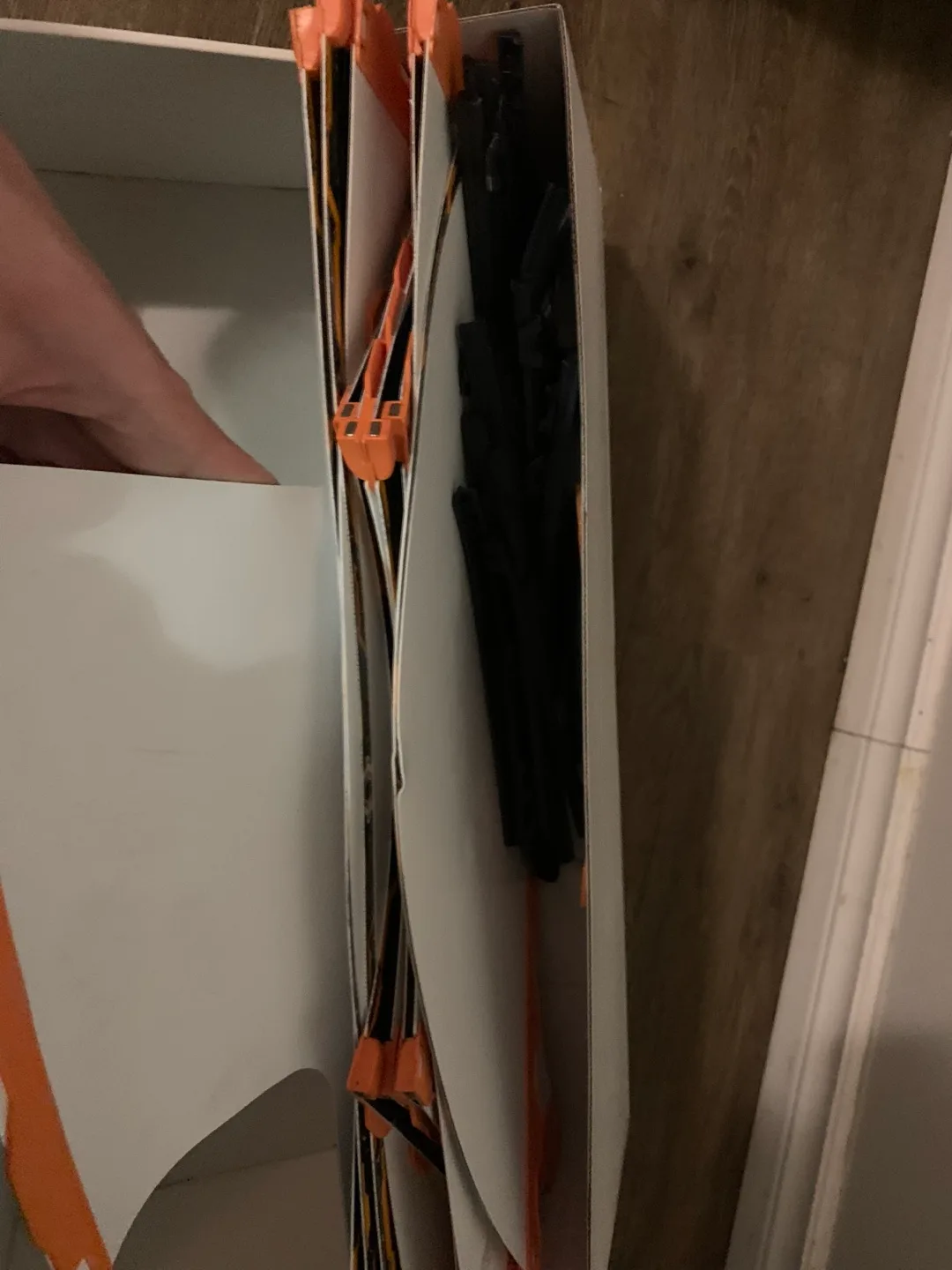 Anki Overdrive racing set app controlled image indicator(9)